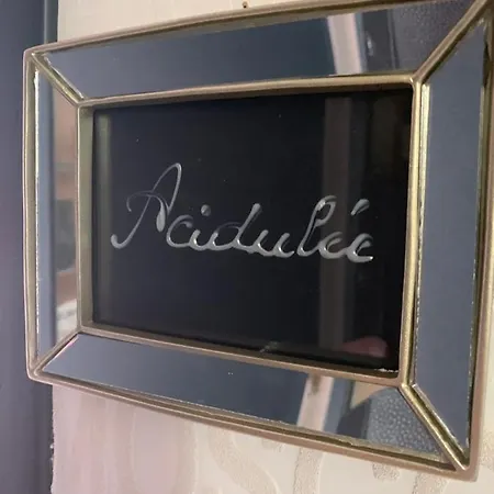 Le Jardin D'hippolyte Hotel *